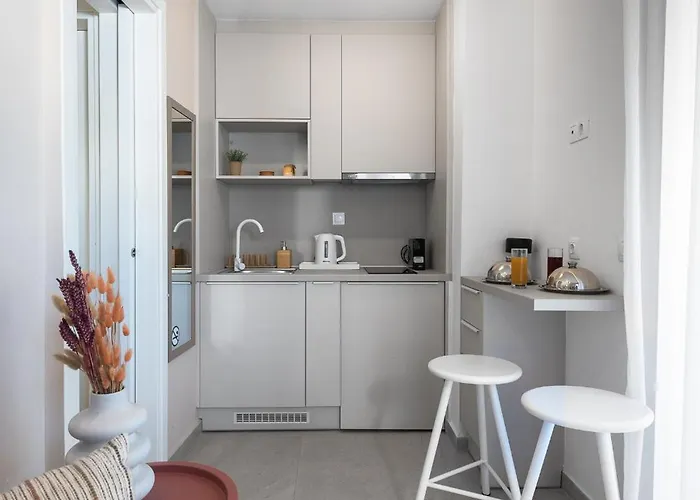 Skyhigh, Nilie Hospitality Mgmt * Thessaloniki